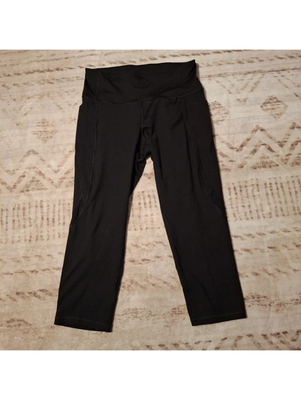 Old Navy Active Go-Dry Black Cropped Leggings Women's High-Rise Yoga Capri